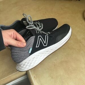 New Balance Fresh Foam Roav | Women’s 10.5, Men’s 8.5